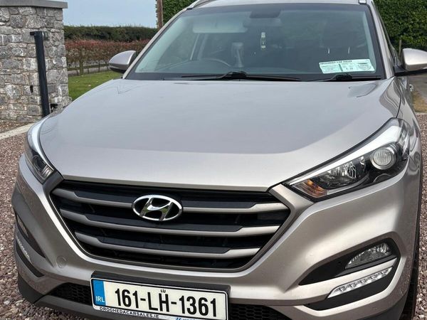 Hyundai Tucson SUV, Diesel, 2016, White