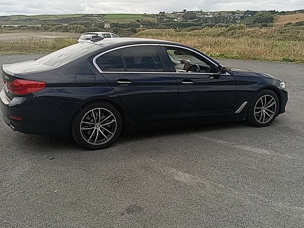 BMW 5-Series Saloon, Diesel, 2018, Blue