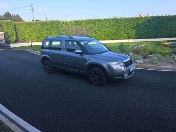 Skoda Yeti SUV, Diesel, 2011, Grey
