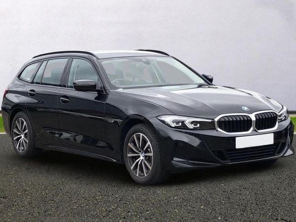 BMW 3-Series Estate, Petrol Hybrid, 2022, Black