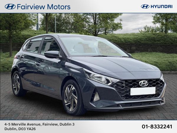 Hyundai i20 Hatchback, Petrol, 2023, Grey