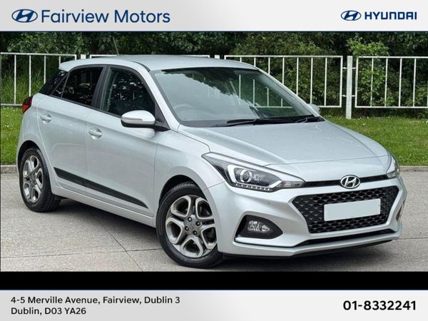 Hyundai i20 Hatchback, Petrol, 2020, Silver