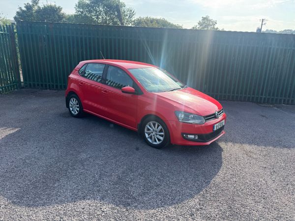 Volkswagen Polo Hatchback, Diesel, 2010, Red