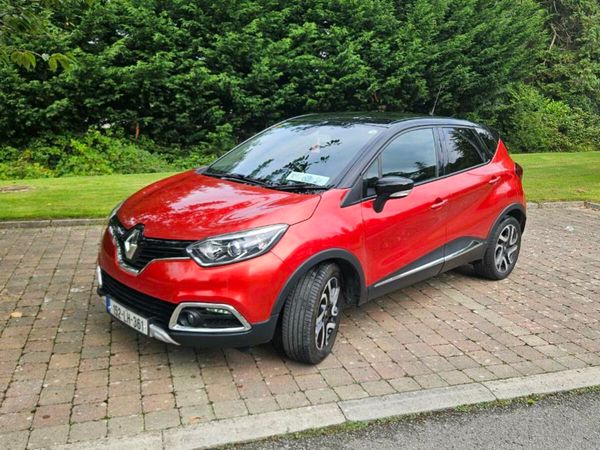 Renault Captur Hatchback, Diesel, 2015, Red