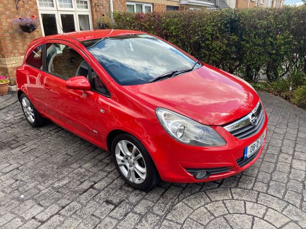 Opel Corsa Hatchback, Petrol, 2008, Red