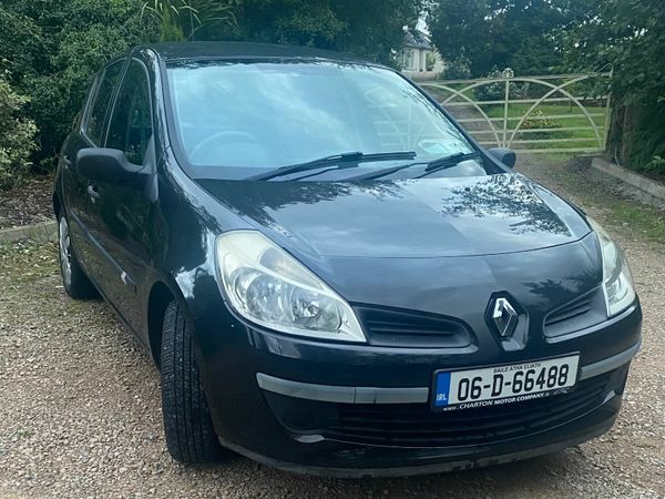 Renault Clio Hatchback, Petrol, 2006, Black