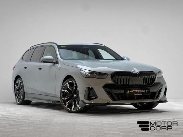 BMW 5-Series Estate, Hybrid, 2025, Grey