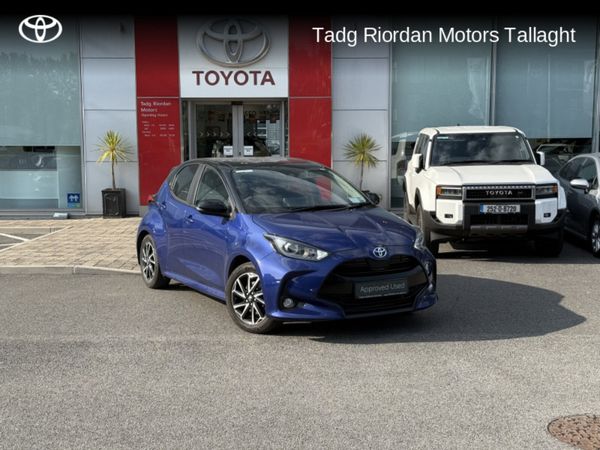 Toyota Yaris Hatchback, Petrol Hybrid, 2023, Blue