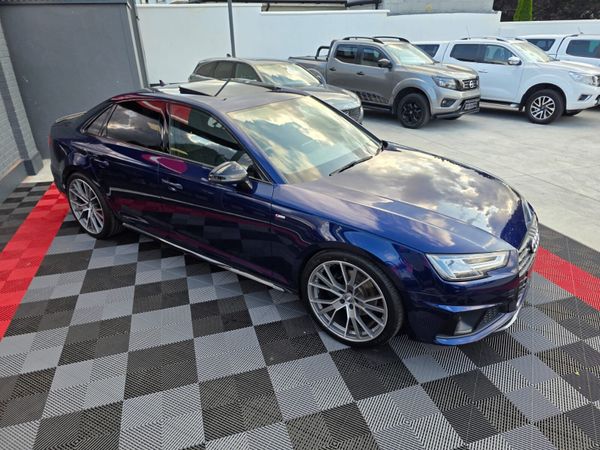 Audi A4 Saloon, Diesel, 2019, Blue
