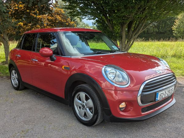 Mini Cooper Hatchback, Diesel, 2015, Red