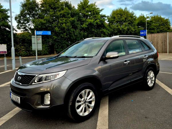 Kia Sorento SUV, Petrol, 2013, Grey