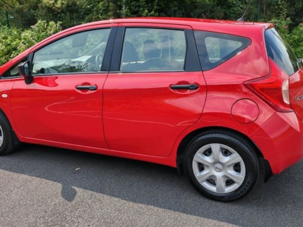 Nissan Note Hatchback, Petrol, 2014, Red