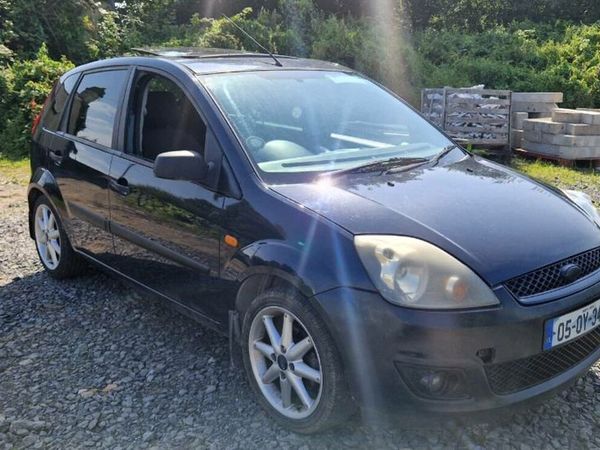 Ford Fiesta Hatchback, Petrol, 2005, Blue