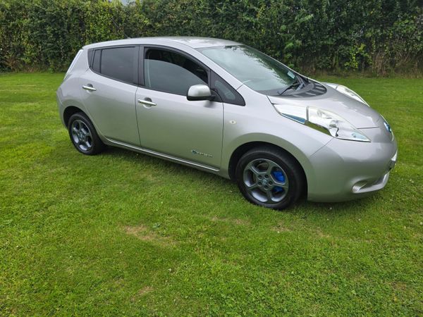 Nissan Leaf Hatchback, Electric, 2014, Silver