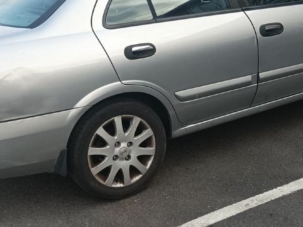 Nissan Almera Saloon, Petrol, 2006, Silver