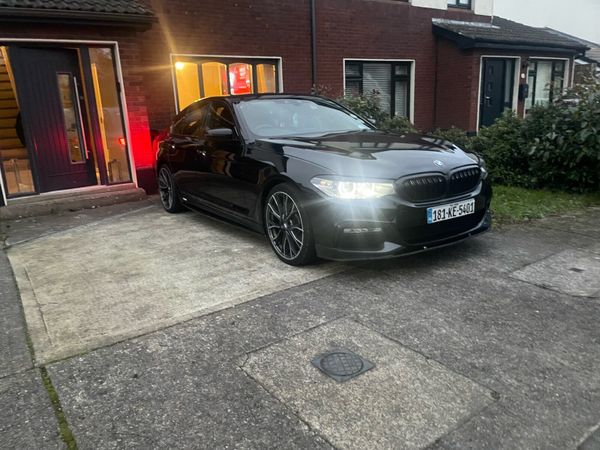 BMW 5-Series Saloon, Petrol Plug-in Hybrid, 2018, Black