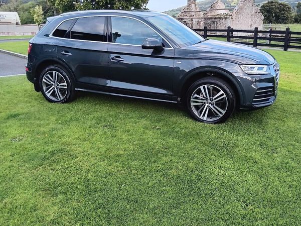 Audi Q5 SUV, Diesel, 2018, Grey