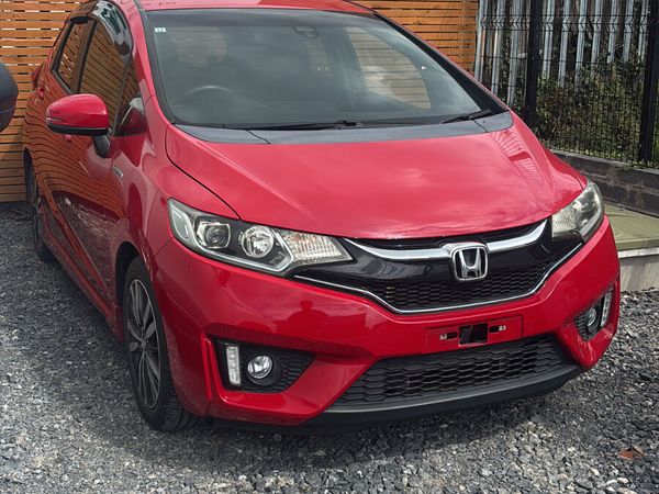 Honda Fit Hatchback, Petrol Hybrid, 2015, Red