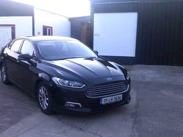 Ford Mondeo Hatchback, Diesel, 2017, Black