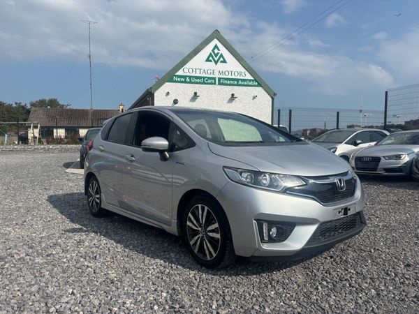 Honda Fit Hatchback, Petrol Hybrid, 2015, Silver