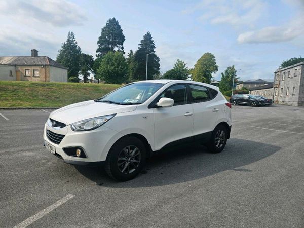 Hyundai ix35 SUV, Diesel, 2014, White