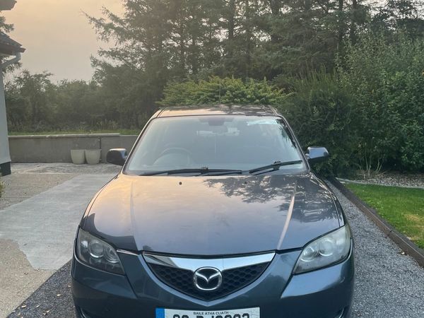 Mazda Mazda3 Saloon, Diesel, 2009, Grey