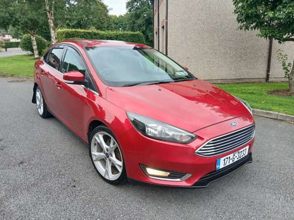 Ford Focus Saloon, Diesel, 2017, Red