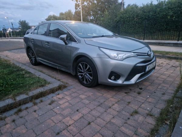 Toyota Avensis Saloon, Diesel, 2016, Grey