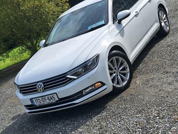 Volkswagen Passat Saloon, Diesel, 2017, White