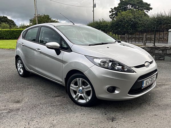 Ford Fiesta Hatchback, Petrol, 2010, Silver
