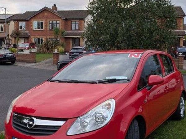 Opel Corsa Hatchback, Petrol, 2011, Red