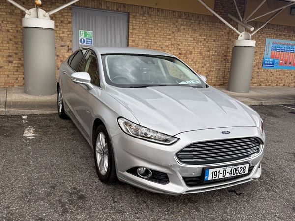 Ford Mondeo Hatchback, Diesel, 2019, Grey