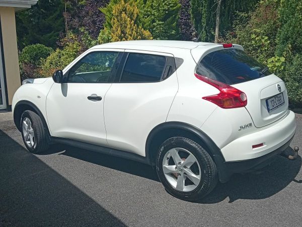 Nissan Juke SUV, Diesel, 2013, White
