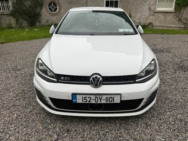 Volkswagen Golf Hatchback, Diesel, 2015, White