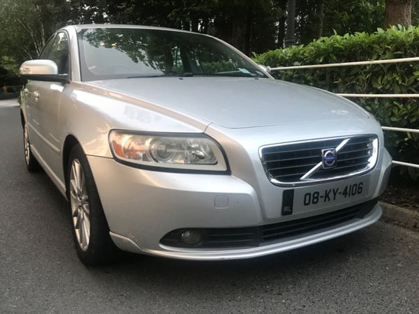 Volvo S40 Saloon, Ethanol Petrol, 2008, Silver