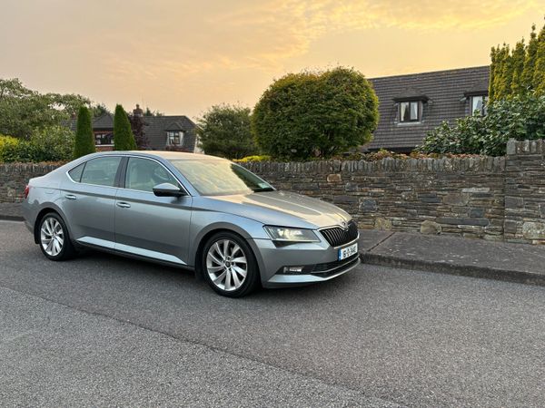 Skoda Superb Saloon, Diesel, 2016, Grey