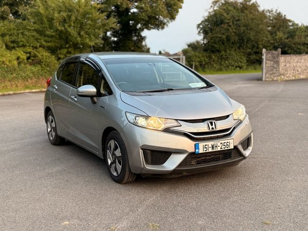 Honda Fit Hatchback, Petrol Hybrid, 2015, Grey