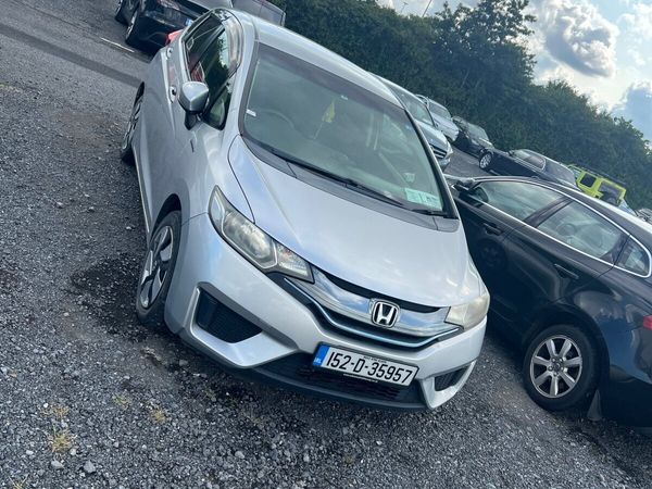 Honda Fit Hatchback, Petrol Hybrid, 2015, Silver