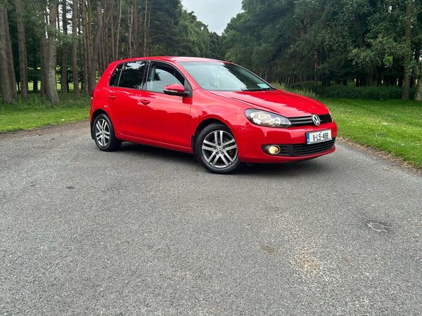 Volkswagen Golf Hatchback, Petrol, 2011, Red
