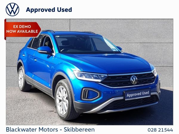 Volkswagen T-Roc SUV, Diesel, 2024, Blue