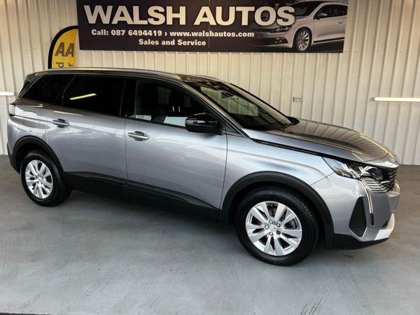 Peugeot 5008 Hatchback, Diesel, 2023, Grey