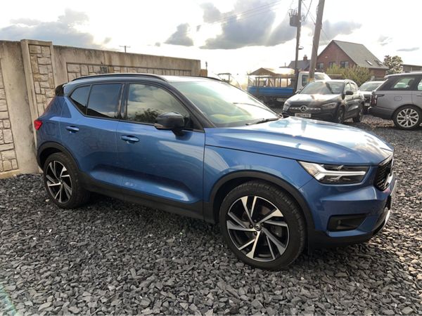 Volvo XC40 Estate, Petrol Hybrid, 2021, Black