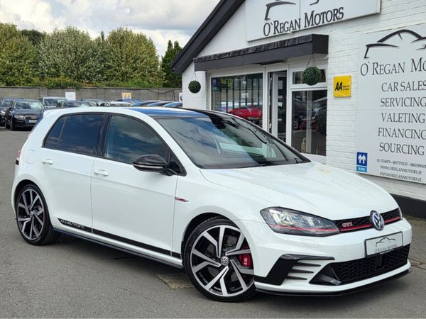 Volkswagen Golf Hatchback, Petrol, 2017, White