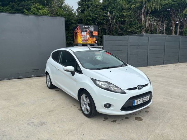 Ford Fiesta Hatchback, Petrol, 2011, White