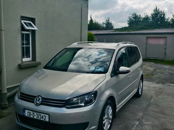 Volkswagen Touran MPV, Diesel, 2013, Silver