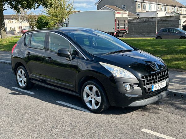 Peugeot 3008 MPV, Diesel, 2012, Black