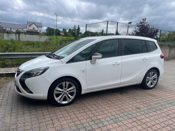 Vauxhall Zafira MPV, Diesel, 2014, White