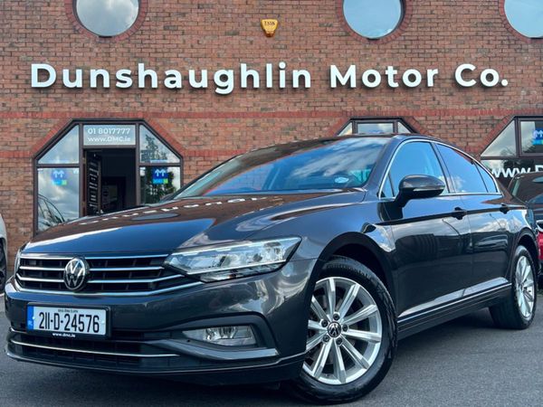 Volkswagen Passat Saloon, Diesel, 2021, Grey