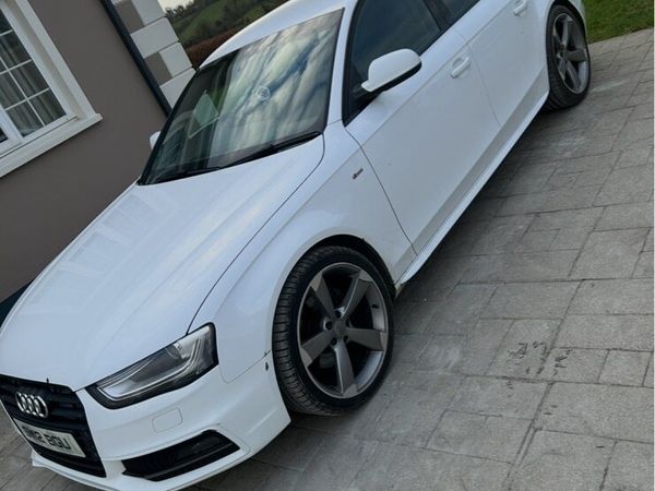Audi A4 Saloon, Diesel, 2012, White