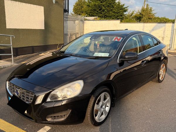Volvo S60 Saloon, Diesel, 2011, Black